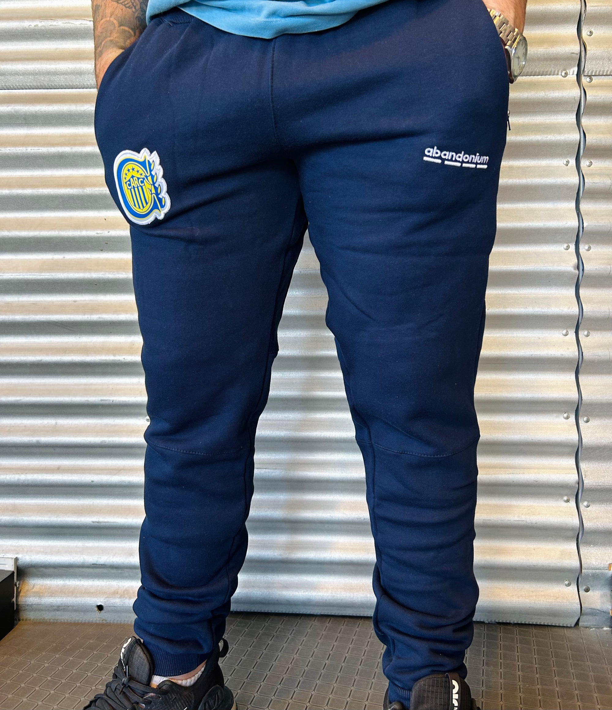 Pantalón Largo Chupín Frisa Niño/ Niña Escudo