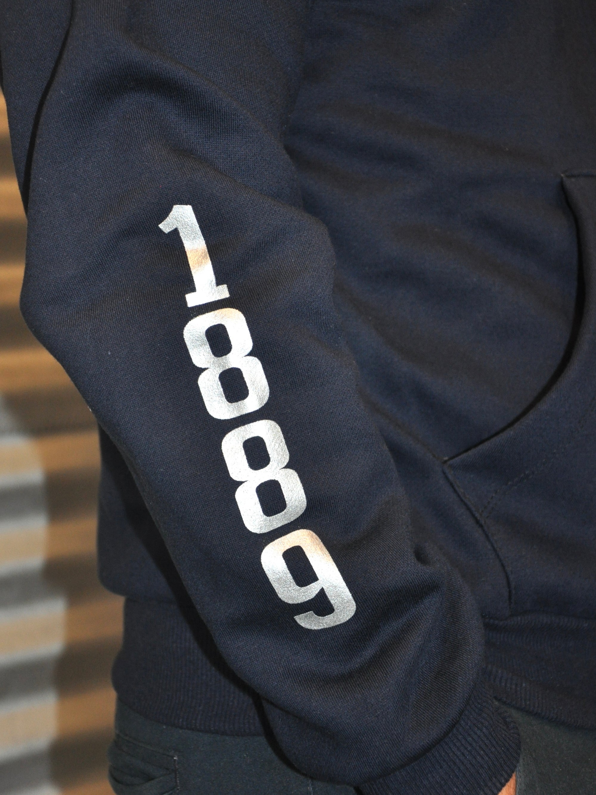 Campera Cuello Polo Escudo