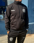 Conjunto Negro en Deportivo Frisado