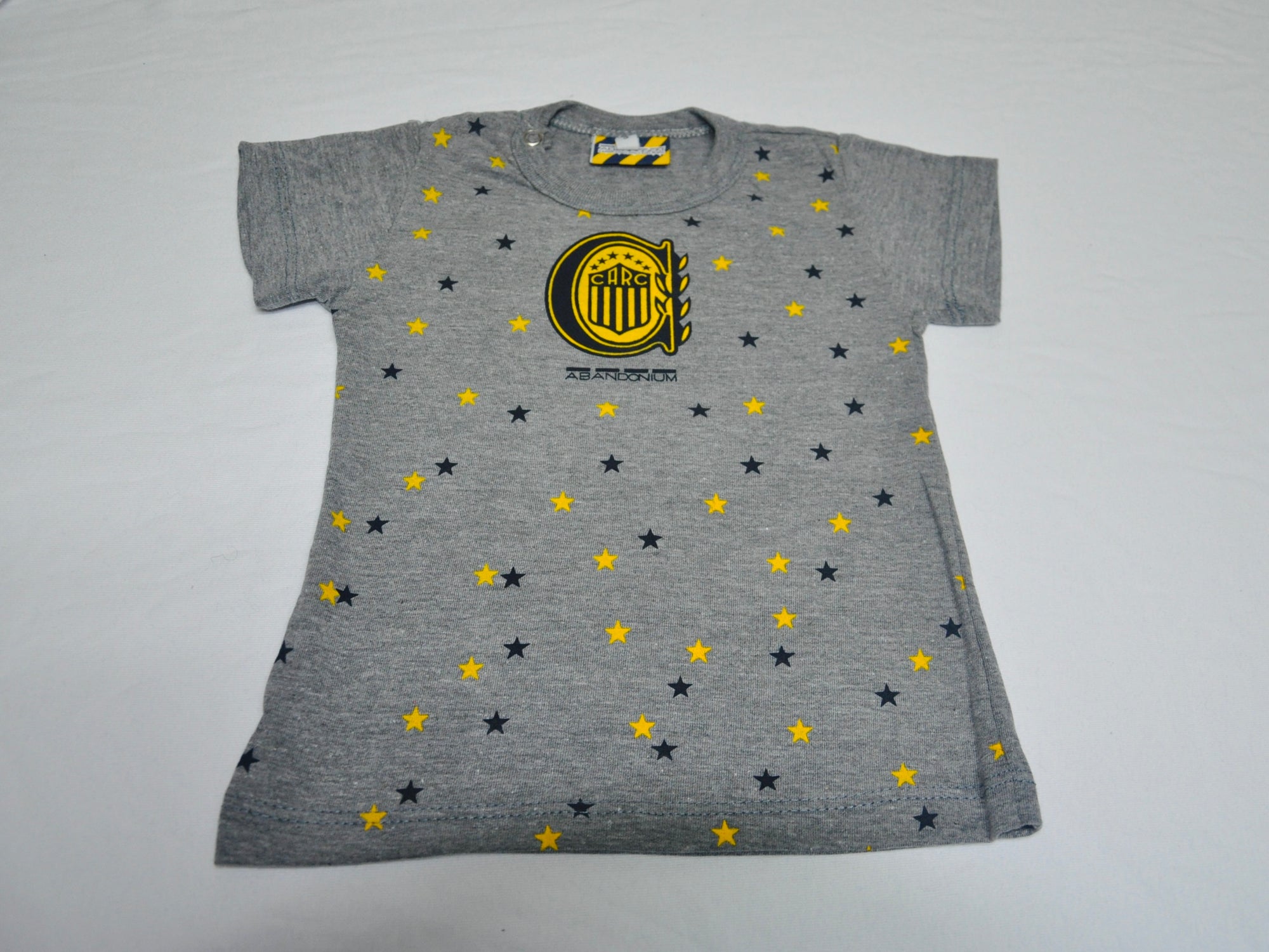 Remera MC Bebé Escudo y Estrellas