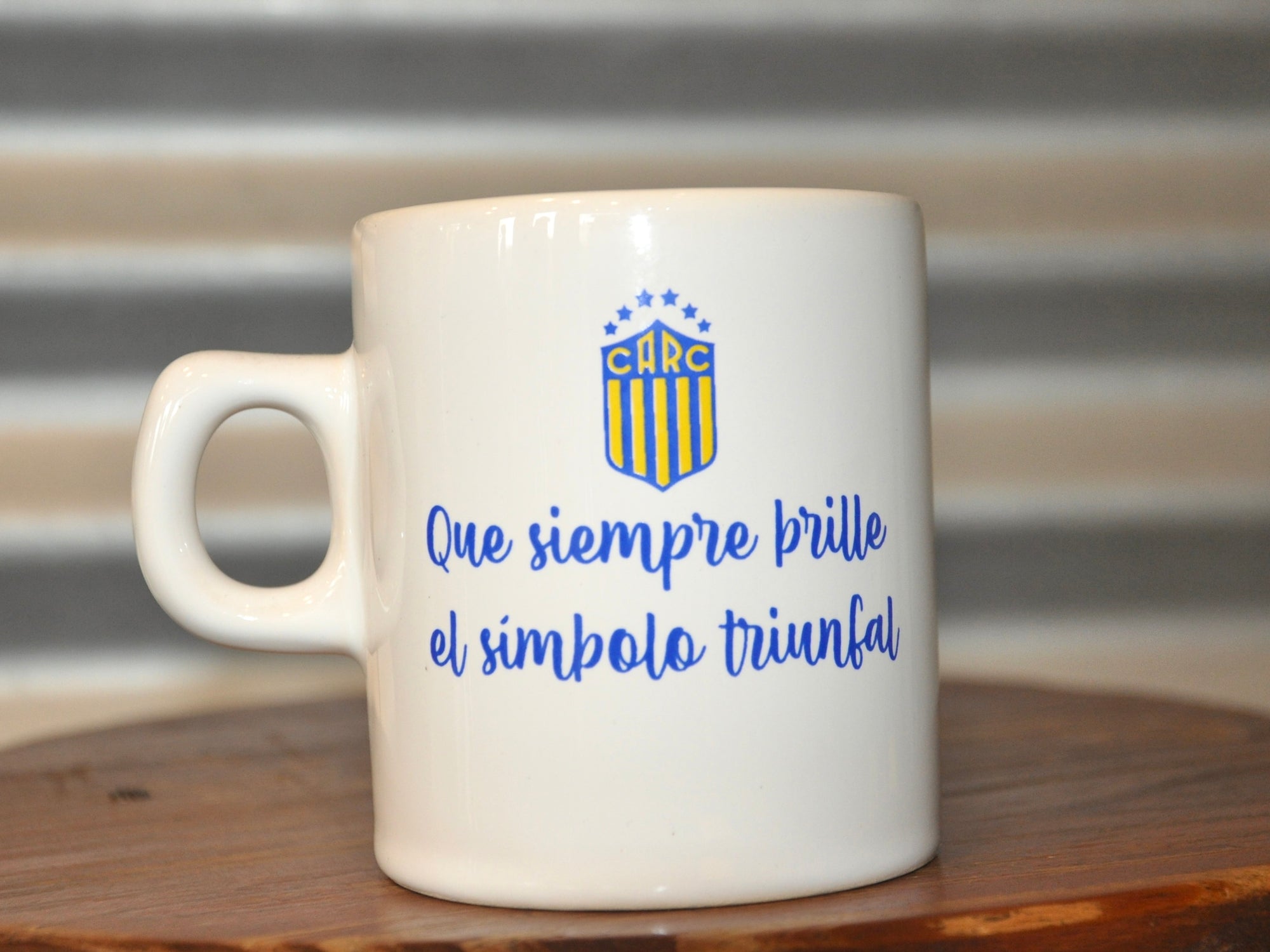 Taza Cerámica Que Siempre Brille El Símbolo Triunfal