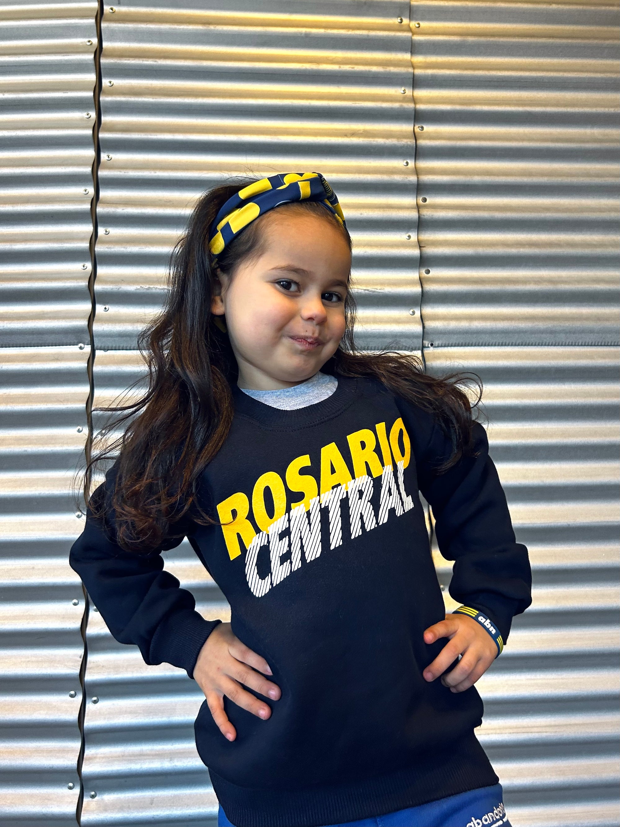 Buzo Cuello Redondo Niño/ Niña Rosario Central oblicuo